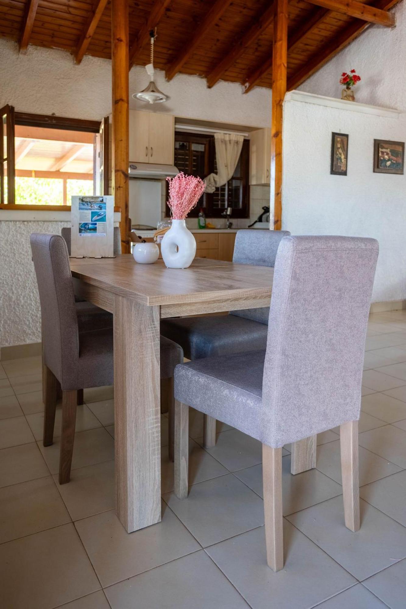 Seaside Retreat For Families And Pets Villa Messini Ngoại thất bức ảnh